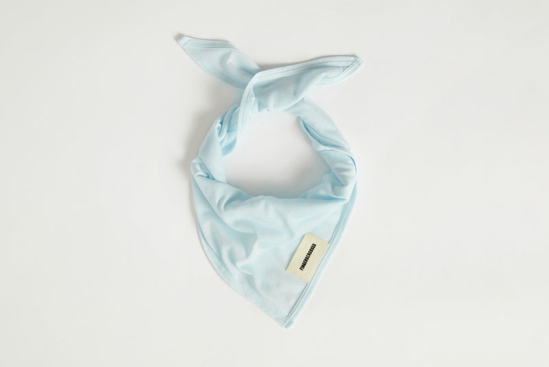 #TRIANGLE SCARF BAVARIAN BLUE