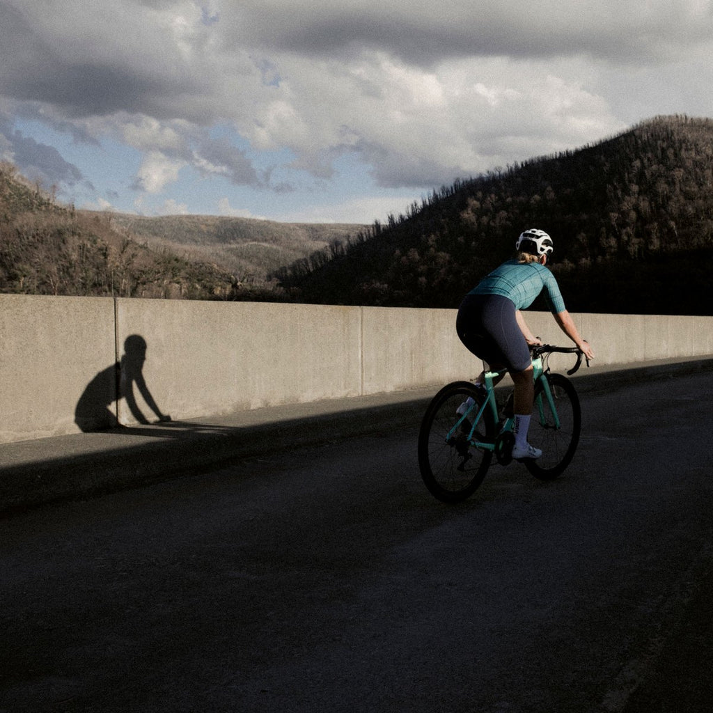 Women's All Day Typo Jersey Grit Green