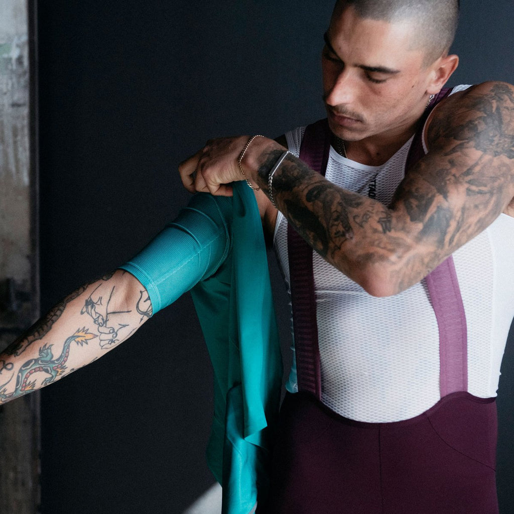 Race Bib Short 2.0 Burgundy/White Ref Logo